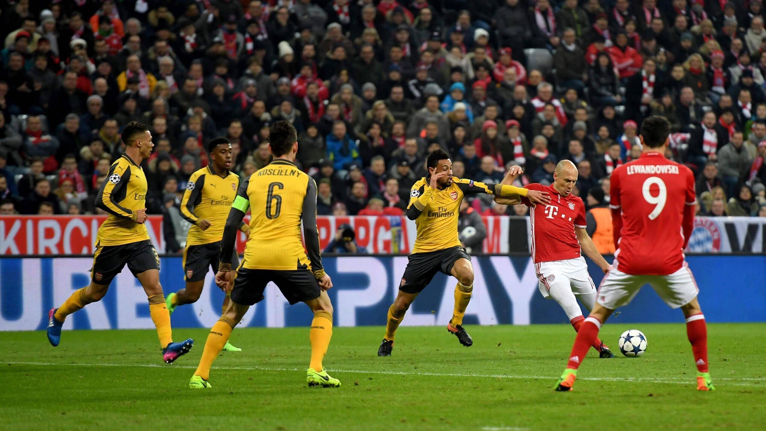 关于冲刺阶段阿贾克斯备战英超，扳平良机细节曝光，更衣室稳定，球探报告显示潜力的信息